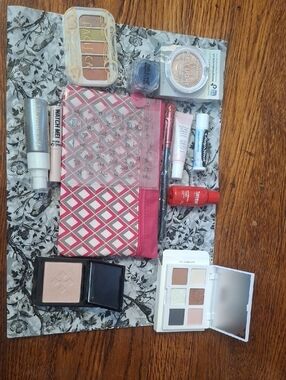 Ipsy Makeup Bundle